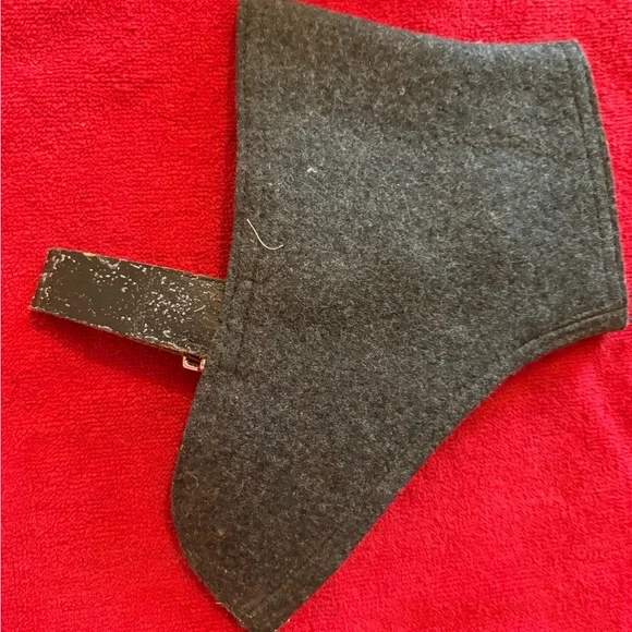 Gray Wool Buttoned Spats - Picture 5 of 5